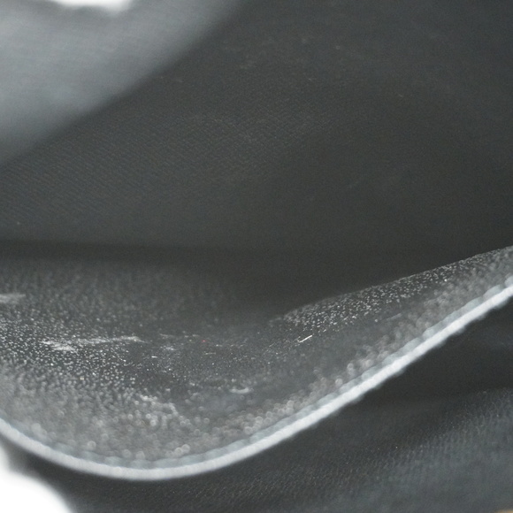 Louis Vuitton Epi Danube Shoulder Bag Red - Picture 6 of 12